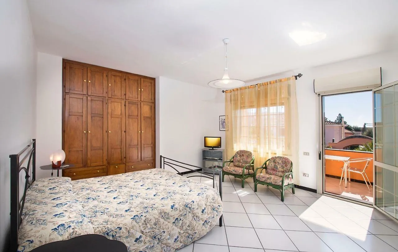 شقة House Piazza 24 بولا 0*,  إيطاليا